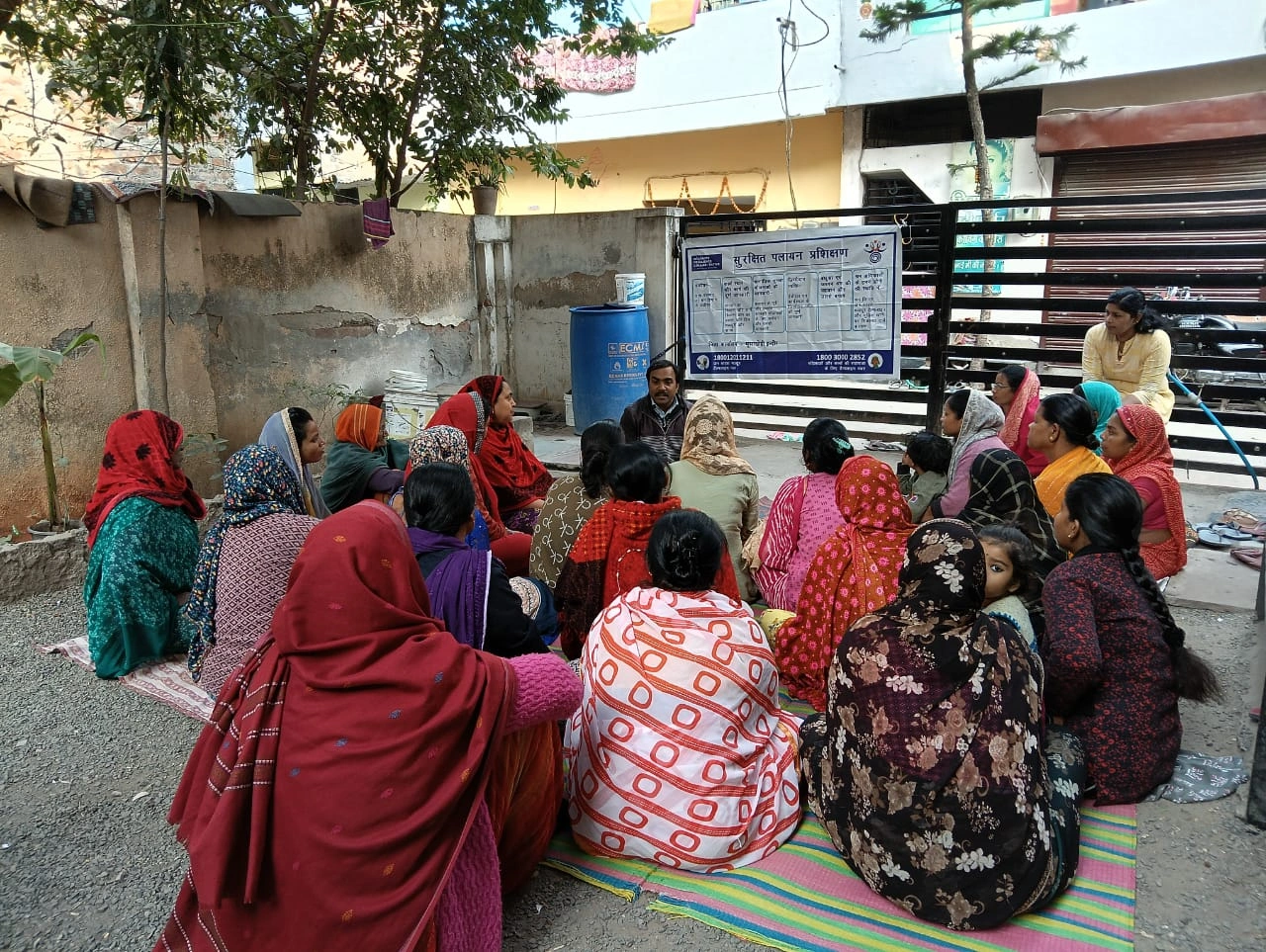 Migrants Resilience Collaborative (MRC) photo 15